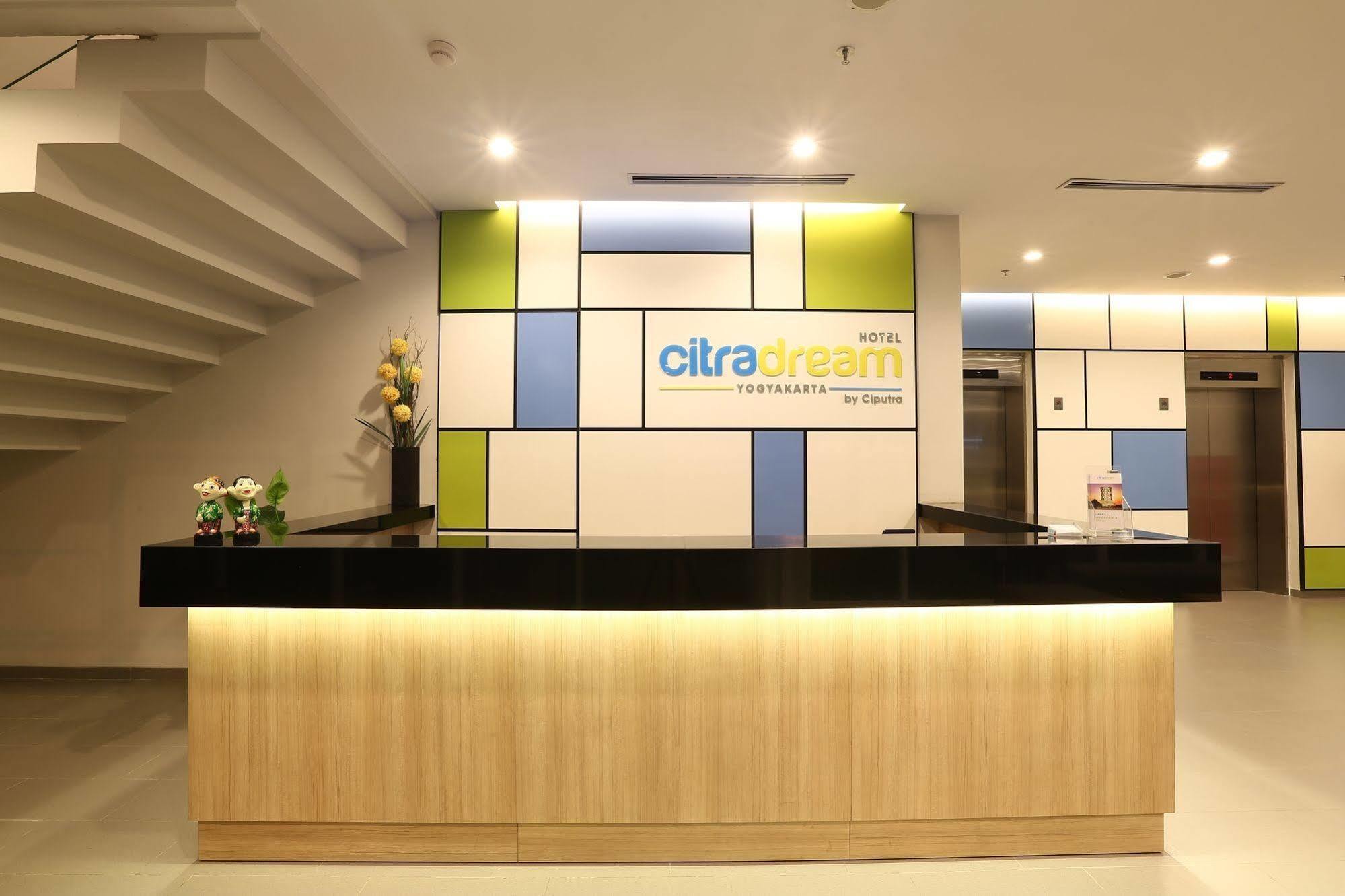 Hotel Citradream Tugu Yogyakarta Esterno foto