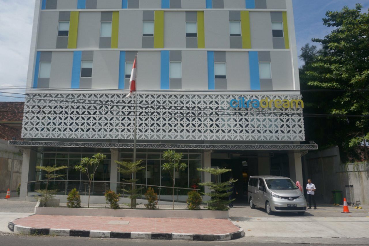 Hotel Citradream Tugu Yogyakarta Esterno foto